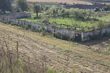 Teren+clădiri 60.000 mp.18 euro mp.deschidere la autostradă, anunturi imobiliare Mures