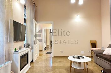 Apartament ultracentral pe Vasile Alecsandri Pietonala anunturi imobiliare Bihor