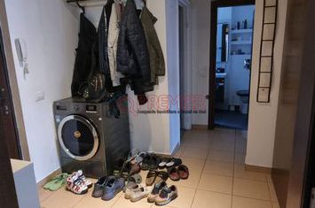 2 camere Piata Sudului -Str Emil Racovita - Parcare anunturi imobiliare Bucuresti