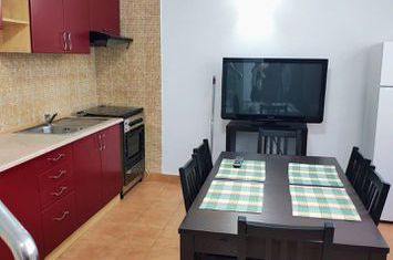 Baneasa casuta individuala 2 camere, renovata, mobilata, parcare anunturi imobiliare Bucuresti