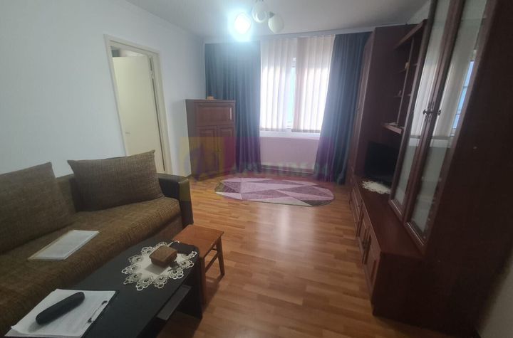 Apartament cu 2 camere de vanzare in Campina - Zona Cuza anunturi imobiliare Prahova