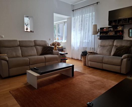 Apartament 3 camere Cotroceni, 103 mp