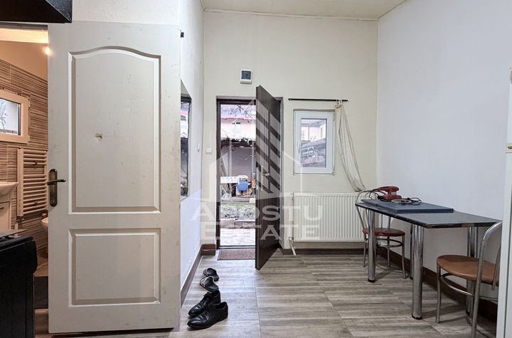 Casa la curte comuna Dambovita malul Begai anunturi imobiliare Timis