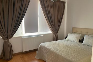Casă - 5 camere de vanzare CARTIERUL DE VILE - Constanta anunturi imobiliare Constanta