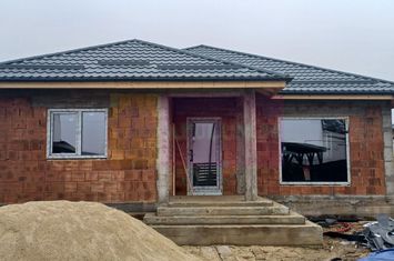 Săbăreni, casă nouă 4 camere parter, curte 480 mp anunturi imobiliare Giurgiu