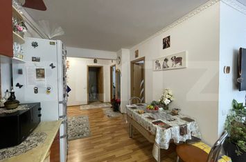 Apartament 3 camere de vanzare FLORESTI - Cluj anunturi imobiliare Cluj