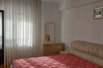 BANEASA in vila ap 3 camere mobilate si utilate, et 1, parcare. anunturi imobiliare Bucuresti