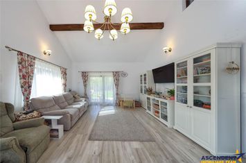 Casă - 5 camere de vanzare EXTERIOR EST - Brasov anunturi imobiliare Brasov
