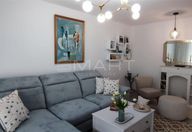 700 €, Apartament 2 camere