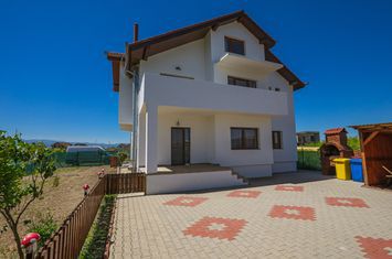 Casă - 5 camere de vanzare SIBIU - Sibiu anunturi imobiliare Sibiu