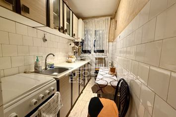 Apartament cu 3 camere, centrala proprie, zona Girocului anunturi imobiliare Timis