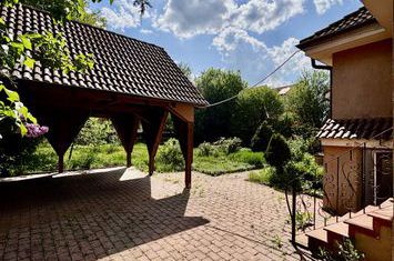 Casă - 6 camere de vanzare TREI STEJARI - Sibiu anunturi imobiliare Sibiu