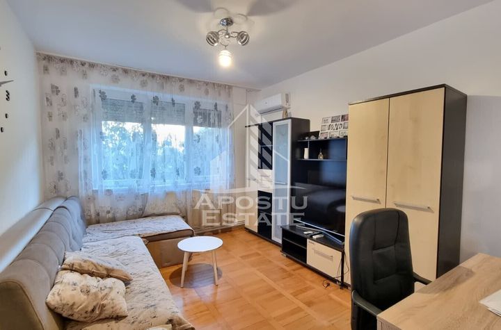Apartament cu 2 camere, etaj 2, centrala proprie, Calea Lipovei anunturi imobiliare Timis