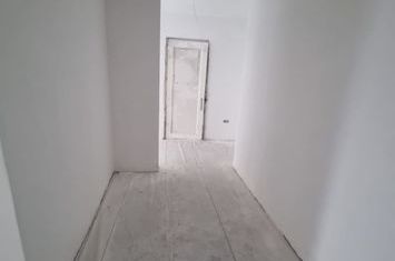 Apartament 3 camere de vanzare GEORGE ENESCU - Dolj anunturi imobiliare Dolj