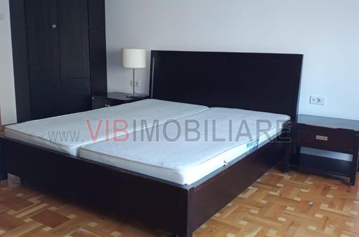 Calea Calarasilor - metrou Piata Muncii - loc de parcare ADP - 3 camere anunturi imobiliare Bucuresti