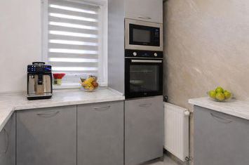 Apartament 2 camere de vanzare TRACTORUL - Brasov anunturi imobiliare Brasov