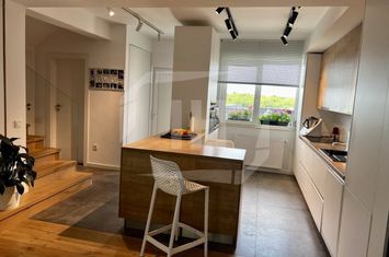 Vilă - 4 camere de vanzare CLUJ-NAPOCA - Cluj anunturi imobiliare Cluj