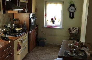 Apartament 3 camere de vanzare CALARASILOR - Bucuresti anunturi imobiliare Bucuresti
