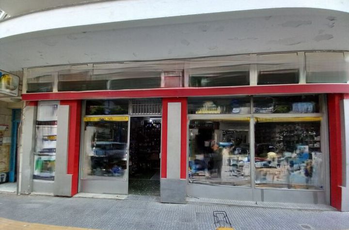 Afacere piese auto în centrul Serres, 280 mp anunturi imobiliare Grecia