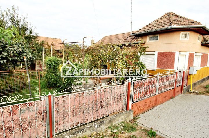 Casa 4 camere,120mp.600mp teren,0% comision anunturi imobiliare Mures