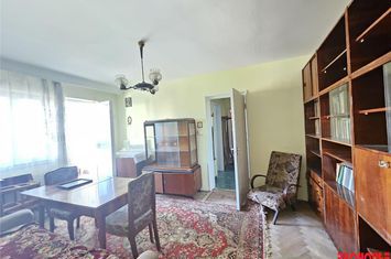 Apartament 3 camere de vanzare CENTRAL - Bacau anunturi imobiliare Bacau