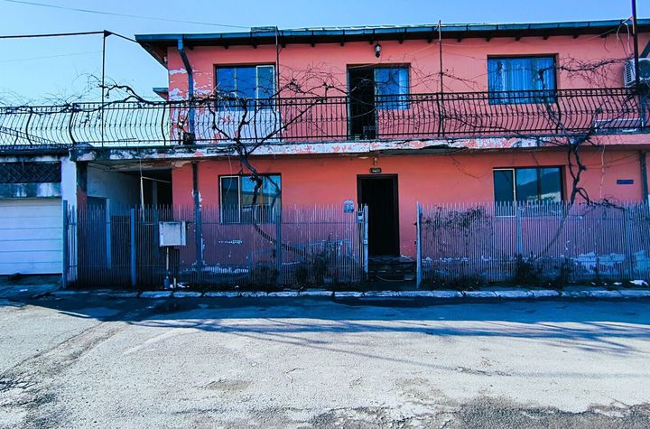 Medgidia | Casa P+1 | 5 camere spațioase, balcon, terasă și garaj anunturi imobiliare Constanta