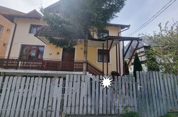 Vilă - 15 camere de vanzare BUSTENI - Prahova anunturi imobiliare Prahova