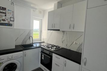 Apartament 3 camere de vanzare RADAUTI - Suceava anunturi imobiliare Suceava