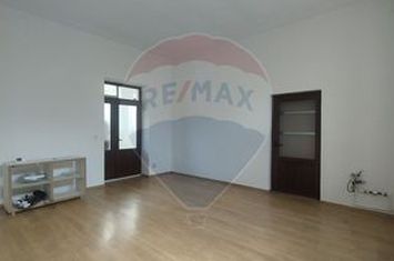 De închiriat spațiu comercial/office – 21 mp, Șimleu Silvaniei anunturi imobiliare Salaj