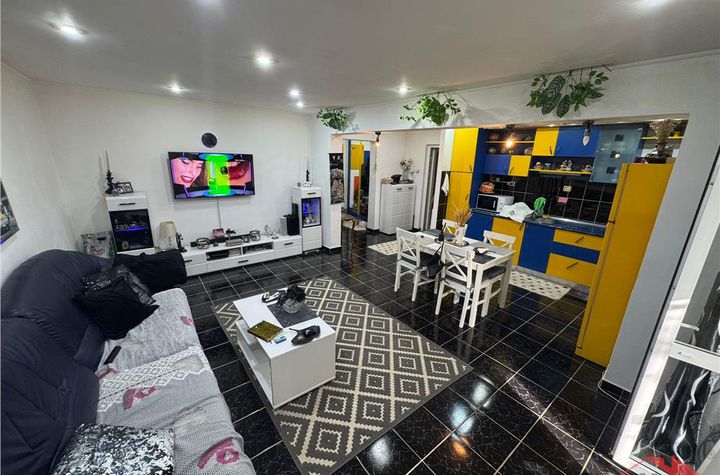 Apartament 3 camere de vanzare BRAILEI - Vrancea anunturi imobiliare Vrancea