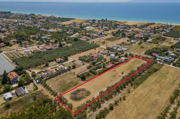 Teren 4608 mp, Paralia Ofriniou, 500 m de mare anunturi imobiliare Grecia