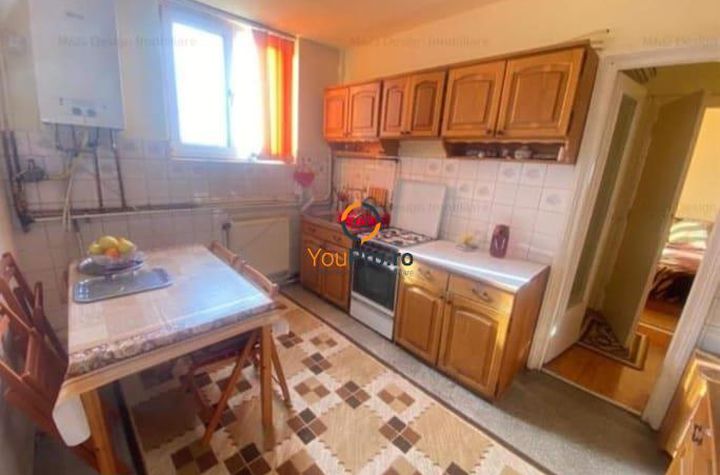 Apartament 3 camere de vanzare COMPLEX STUDENTESC - Timis anunturi imobiliare Timis