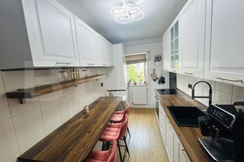 Apartament 3 camere de vanzare BRASOV - Brasov anunturi imobiliare Brasov