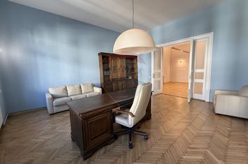 Spațiu de birouri de 250mp de închiriat în zona Ultracentral anunturi imobiliare Cluj
