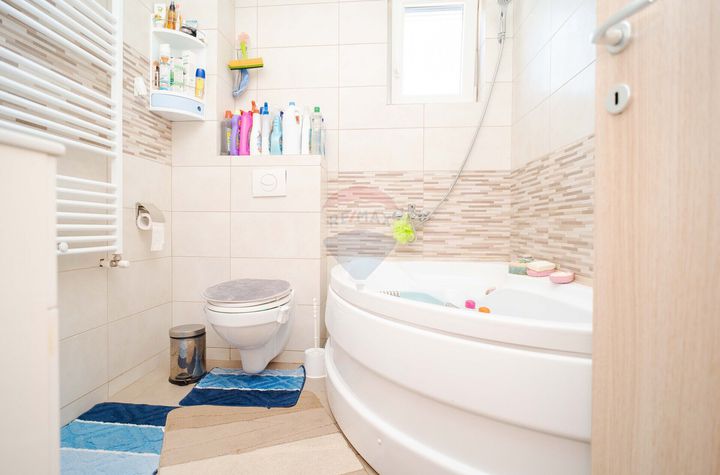 Apartament cu 2 camere de vânzare în zona Bucium anunturi imobiliare Iasi