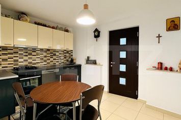 Vilă - 4 camere de vanzare SUCEAVA - Suceava anunturi imobiliare Suceava