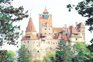 Noul pol al turismului romanesc: Bran-Moeciu-Rasnov: Kilometrul zero al turismului rural sau zona in care pensiunile nu se plang de lipsa turistilor, iar investitiile continua