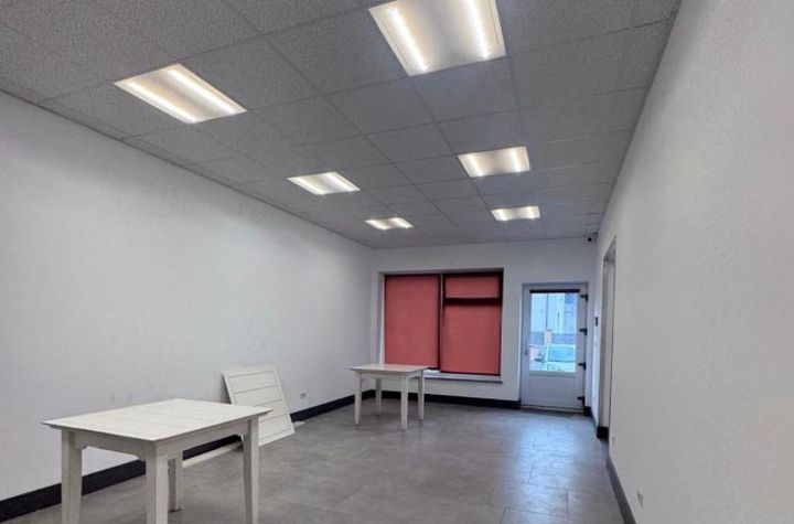 Spațiu comercial de inchiriat VICOVU DE SUS - Suceava anunturi imobiliare Suceava