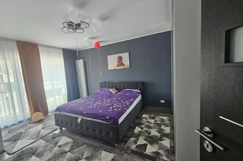 Apartament 3 camere de vanzare TRACTORU - Brasov anunturi imobiliare Brasov