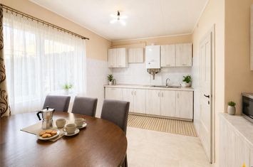 Casă - 7 camere de vanzare GHEORGHE DOJA - Mures anunturi imobiliare Mures