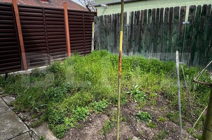 Casă - 4 camere de vanzare PLOIESTI - Prahova anunturi imobiliare Prahova