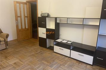 Apartament 2 camere de vanzare EST - Vrancea anunturi imobiliare Vrancea
