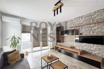 De inchiriat apartament cu 2 camere in Avantgarden3 anunturi imobiliare Brasov