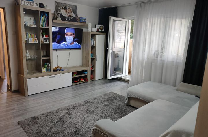 Apartament 3 camere de vanzare LIPOVEI - Timis anunturi imobiliare Timis