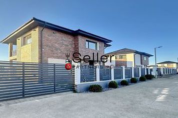 Vila moderna la 4 minute de Mall Moldova.  Ideala pentru familia ta. anunturi imobiliare Iasi