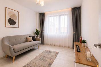 Apartament 3 camere de inchiriat TRACTORUL - Brasov anunturi imobiliare Brasov