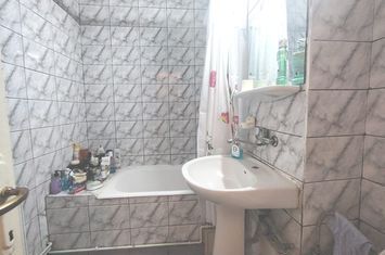 Apartament 2 camere de vanzare PLOIESTI - Prahova anunturi imobiliare Prahova