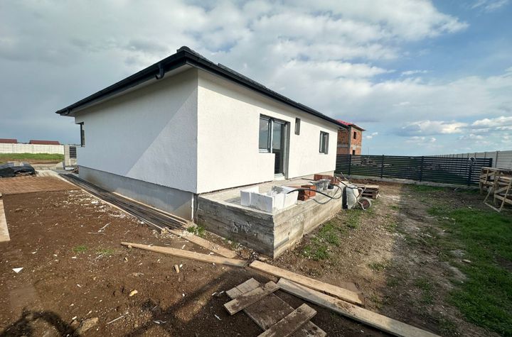 Casă - 3 camere de vanzare BERCENI - Bucuresti anunturi imobiliare Bucuresti
