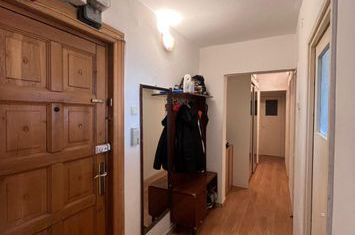 Apartament 3 camere de vanzare ASTRA - Brasov anunturi imobiliare Brasov