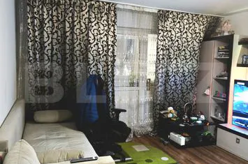 Apartament 2 camere de vanzare BANAT - Arges anunturi imobiliare Arges
